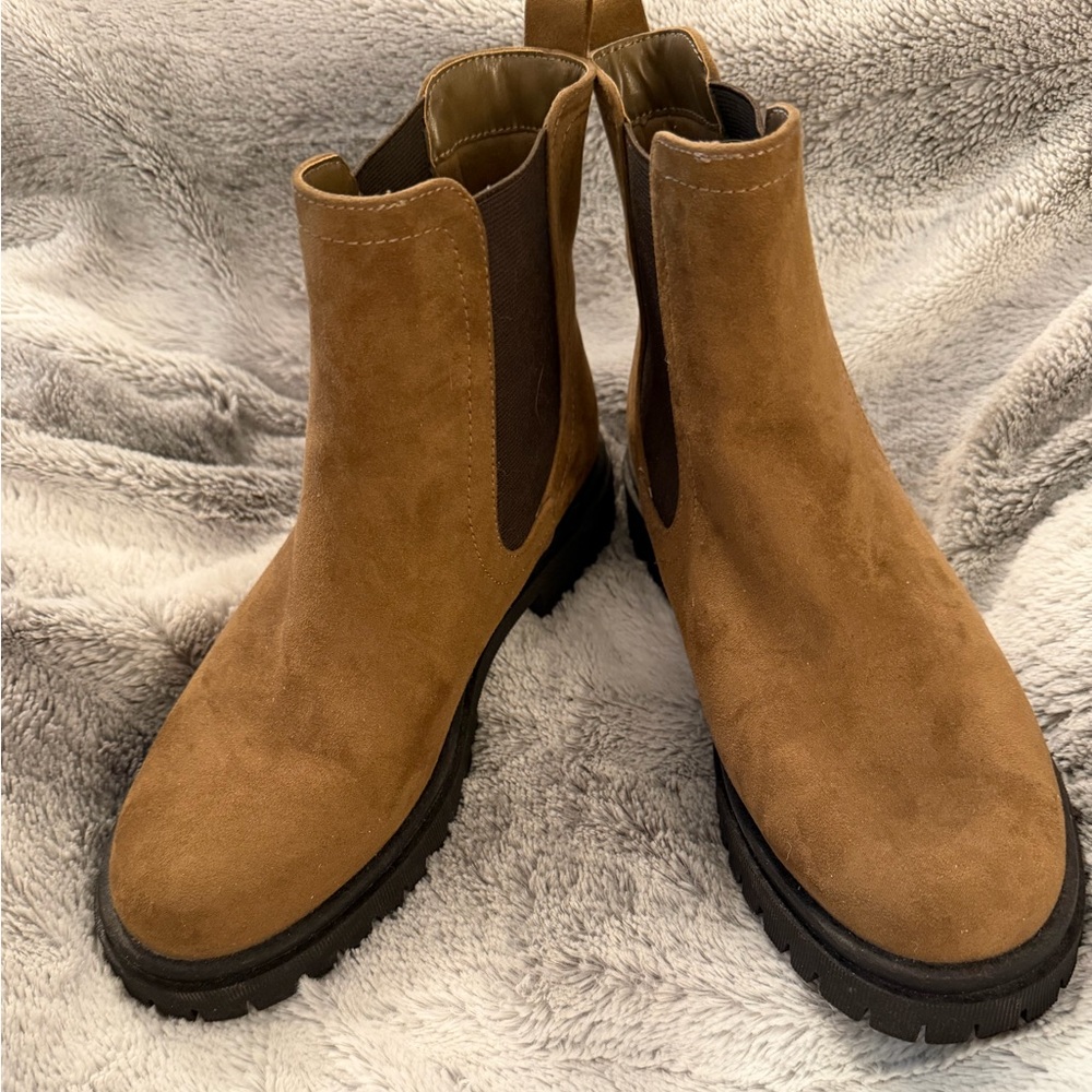 Old Navy Tan faux Suede Boots